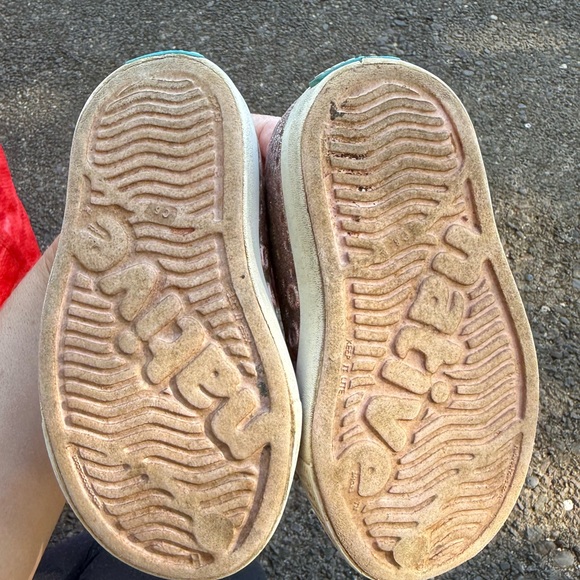 Native Water shoes - Picture 3 of 3